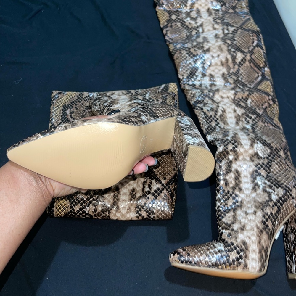 SNAKE SKIN THIGH HIGH BOOTS !!